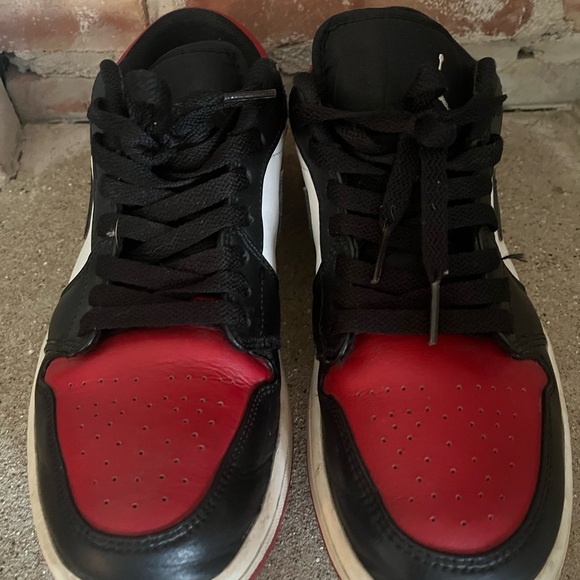 Nike Air Jordan 1 , black and red, low tops men’s size 8 - Picture 1 of 6
